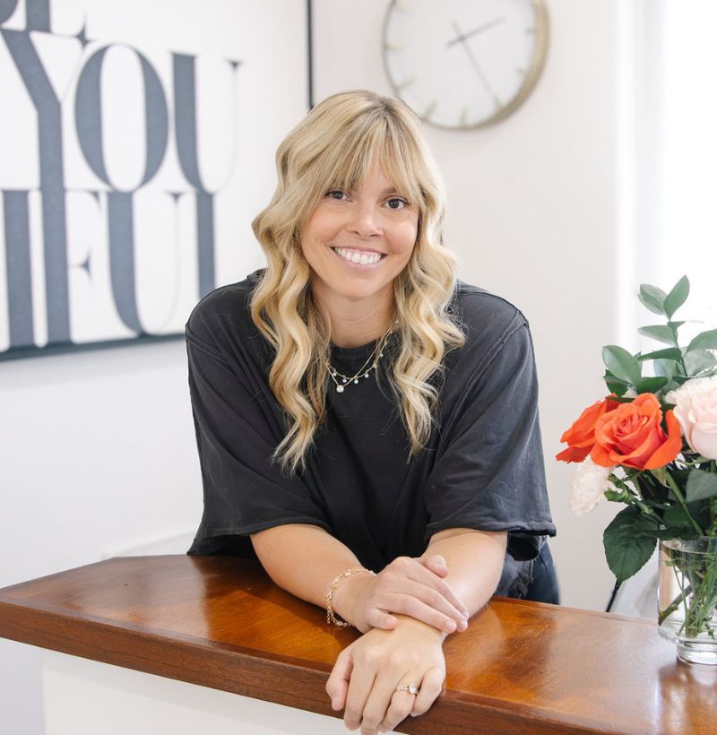 headshot of Lauren Perry a stylist at salt and moxie co hair salon in paso robles